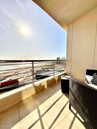 502 Portico