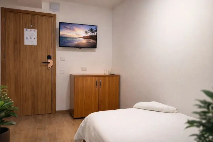 Standard Single room