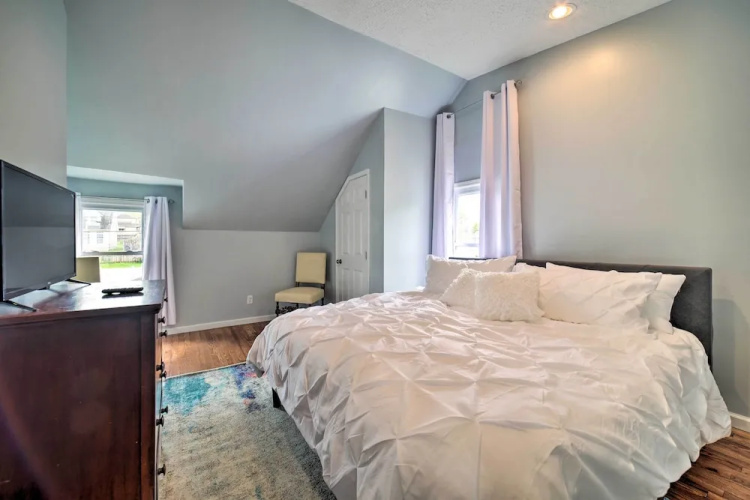 Morgantown Home w/ Deck ~ 2 Mi to WV University!