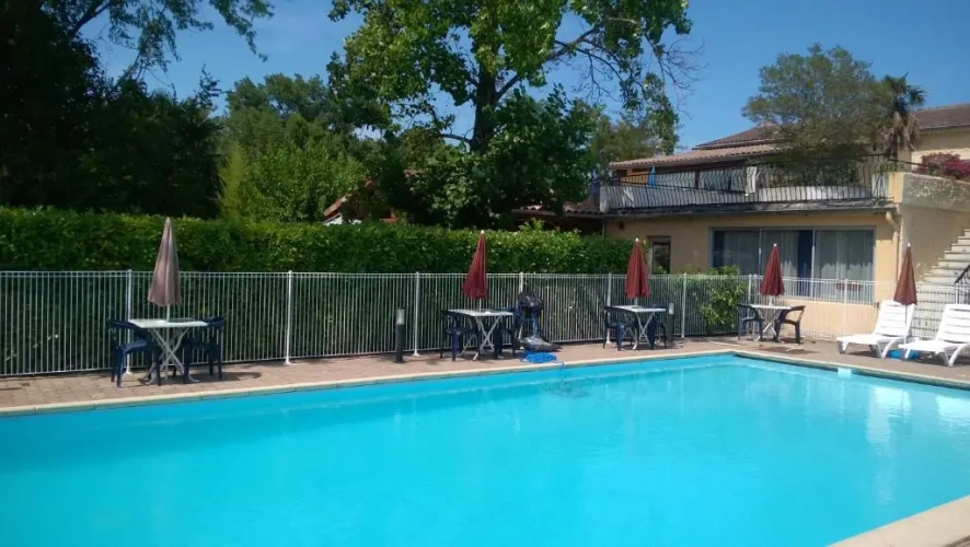 Standard Double room with pool view
