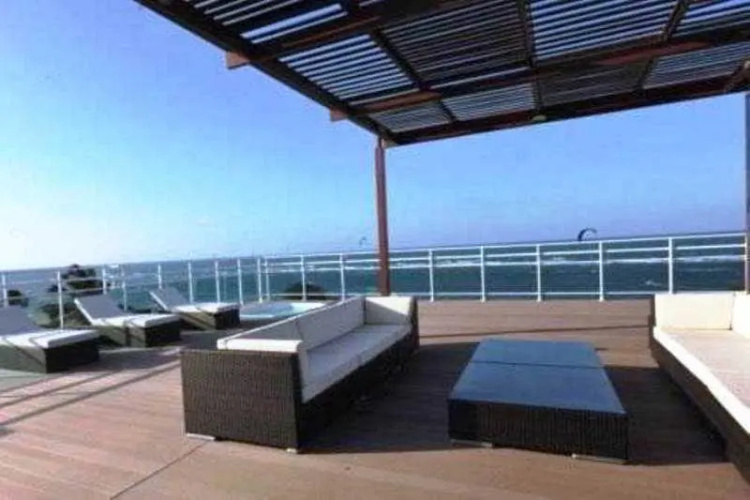Watermark Luxury Oceanfront All Suite Hotel