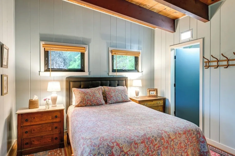 2 Bedrooms Cottage