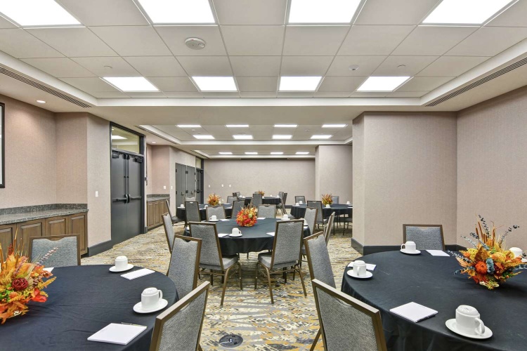 The Cincinnatian Hotel, Curio Collection by Hilton photo 17
