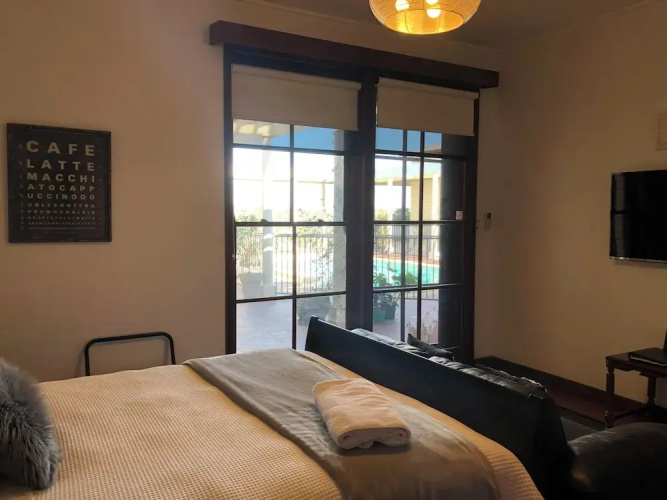 Deluxe Double Studio with view