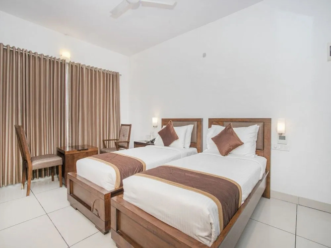 OYO Flagship 16484 Indiranagar