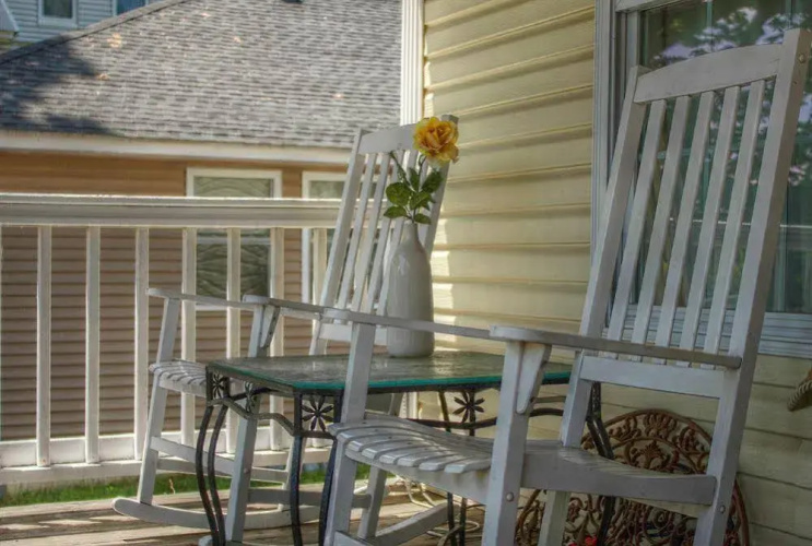Naomi's Inn Bed & Breakfast
