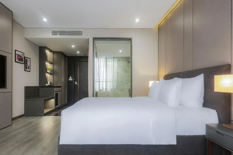 Le Sands Oceanfront Danang Hotel