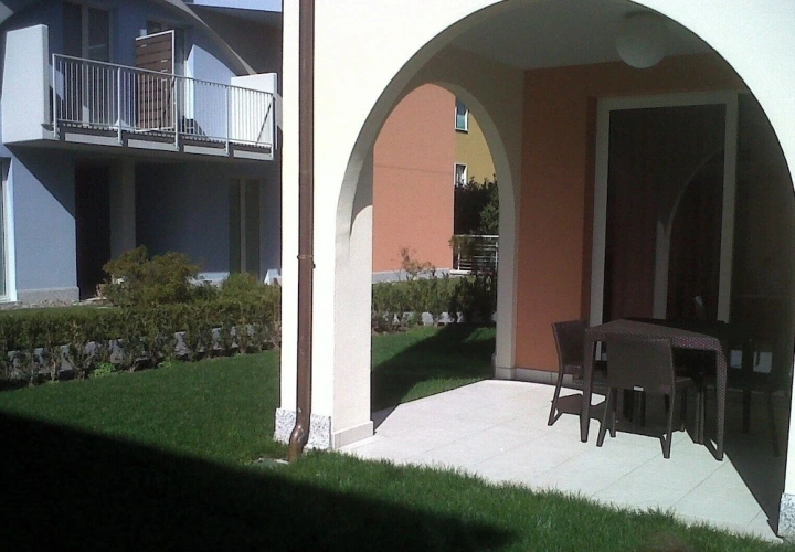 1 Bedroom Standard Apartment with mountain view