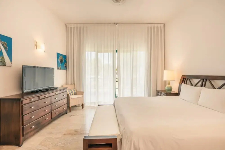 Balcony With Views 5 Guests 2 BR Sublime