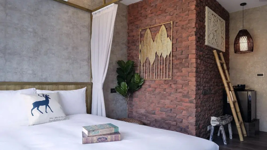 K Hotel - Yizhong