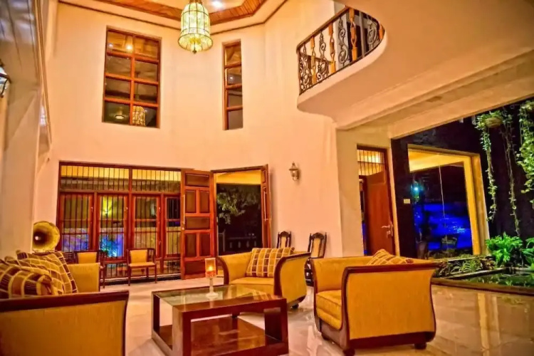 Siluni's Villa