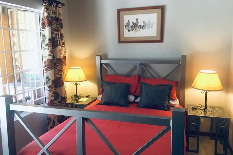 Roosters Nest BnB