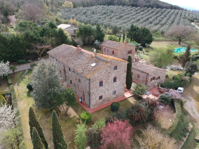 4 Bedrooms Double Apartment