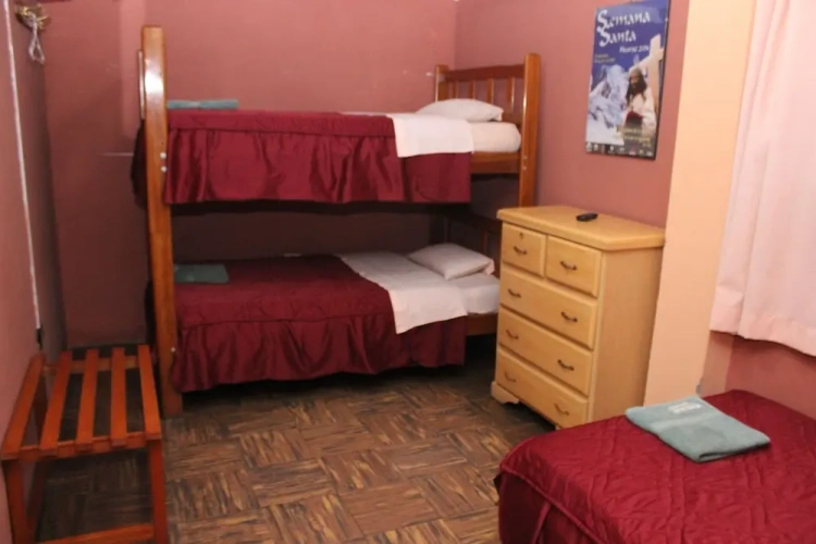 1 Bedroom Standard Quadruple room with mountain view