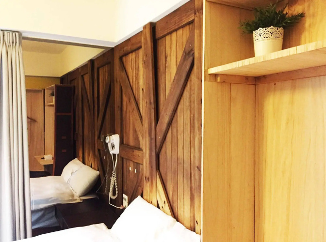 Fengjia Walk Inn