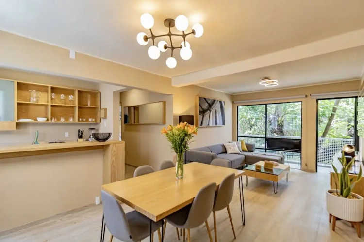 2 Bedrooms Apartment with balcony
