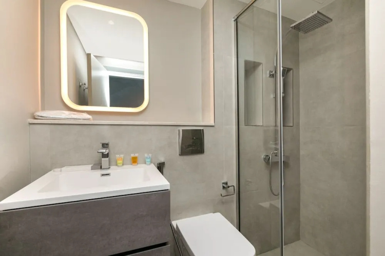 Driven Holiday Homes Icon Tower 2 JLT