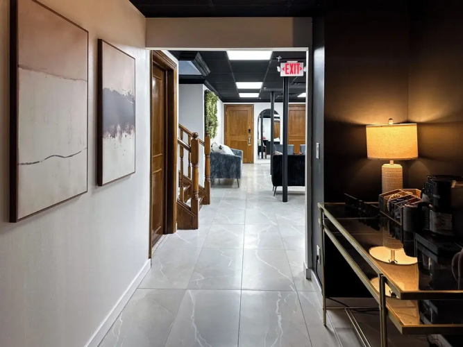 DTW Suites