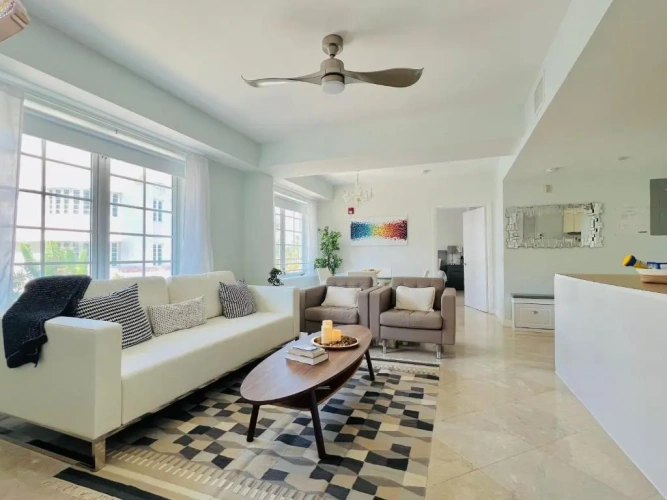 2 Bedrooms Apartment
