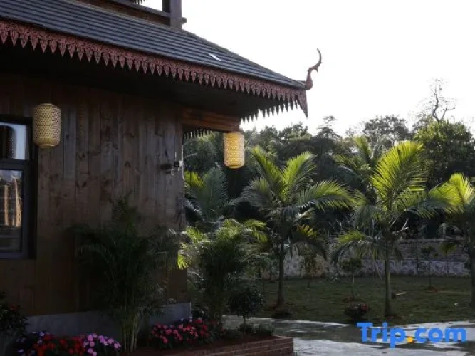 NaSen | Manwanna Tropical‑Dai Secret Homestay (Inside Manhena Ancient Village Branch)
