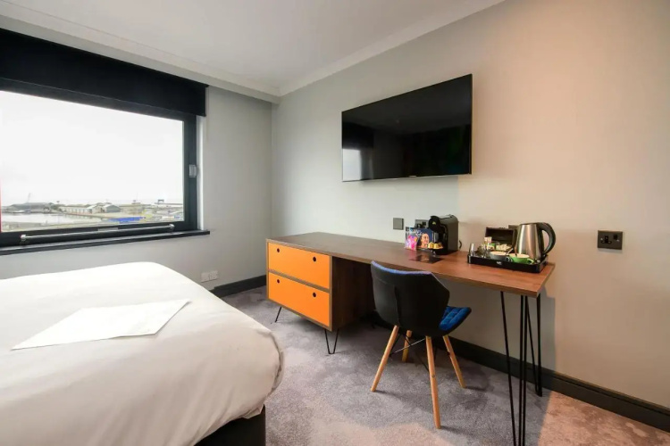 Ramada Encore