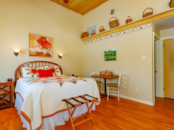 Deluxe Suite