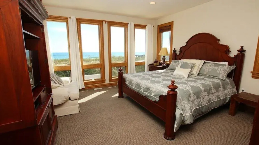 Wellfleet - 6 Br Home
