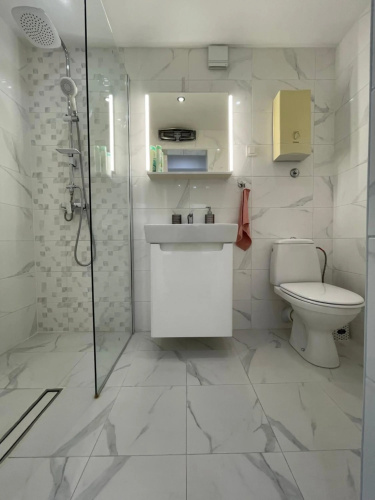 EVAs WorldMap Apartment