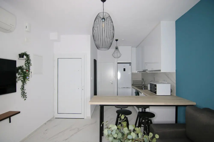 Limnaria 123: Seaside Romantic Flat