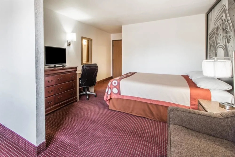 Super 8 Elizabethtown