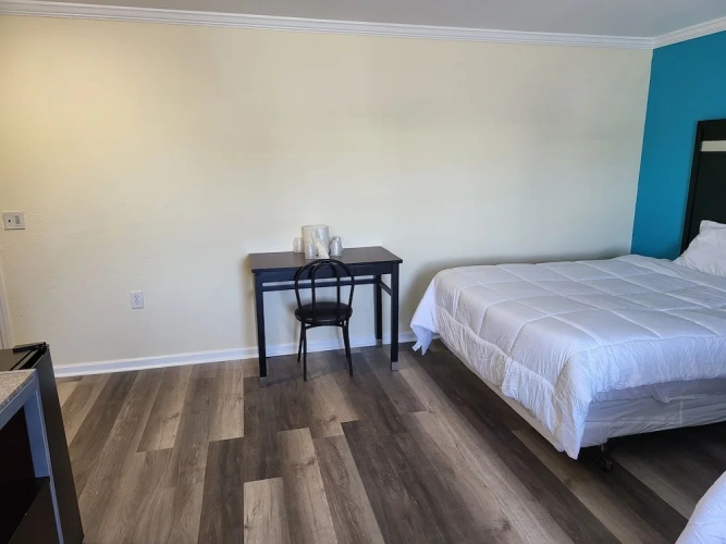 Standard Double Suite