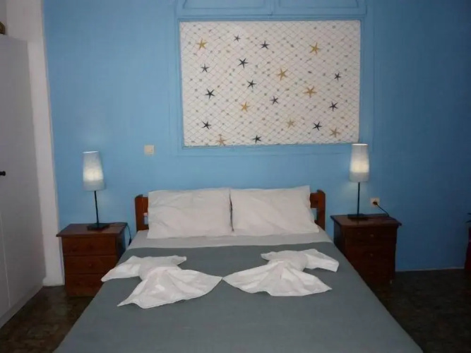 Apanemia Rooms