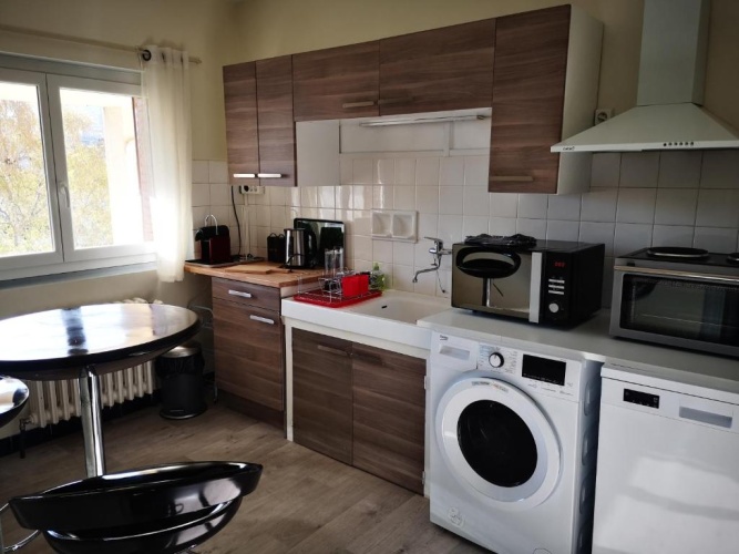 2 Bedrooms Apartment