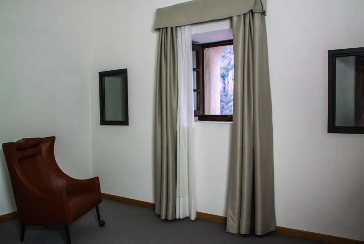 Standard Double room with view