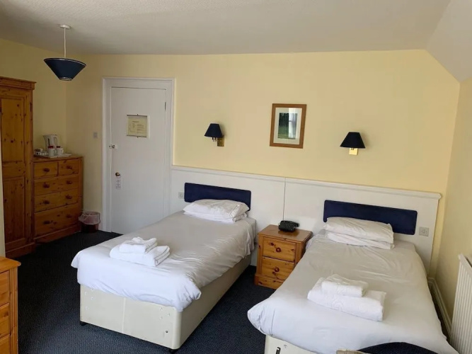 Yelf's Hotel