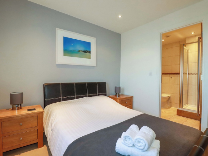 Apartment 3