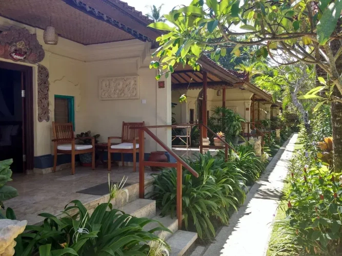 Deluxe Bungalow