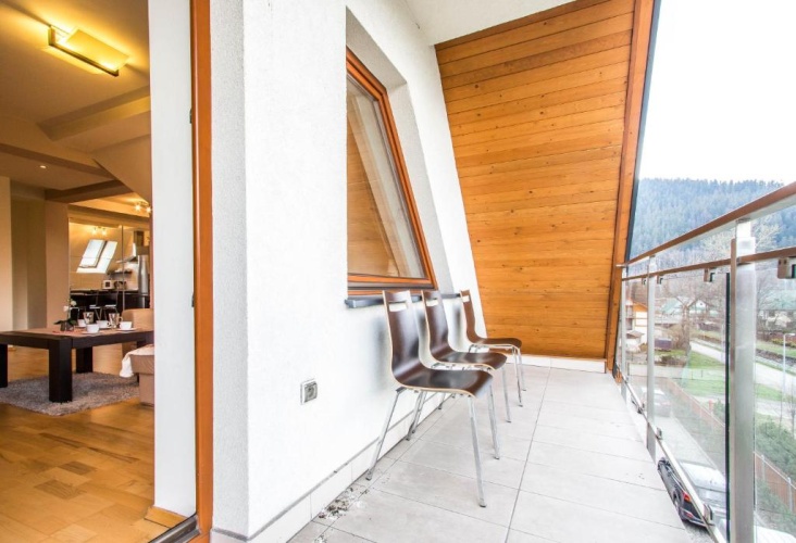 2 Bedrooms Apartment with balcony