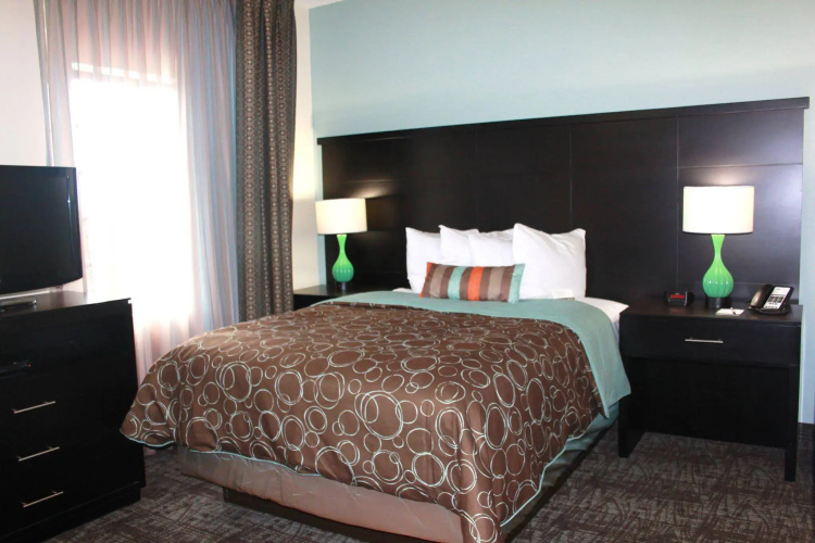 Staybridge Suites Houston IAH - Beltway 8 by IHG