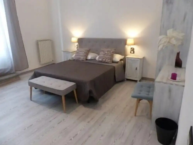 7 Rooms