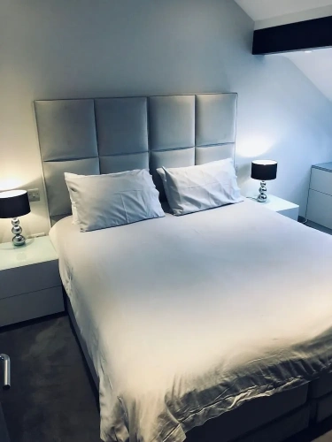 2 Bedrooms Studio