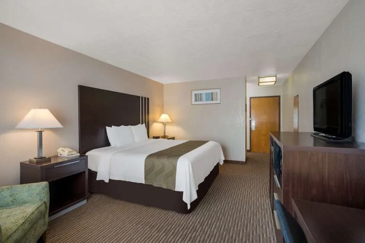 Quality Inn
