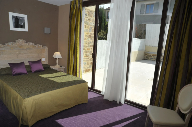 Hotel l'Aragon, à 50m de la cité de Carcassonne
