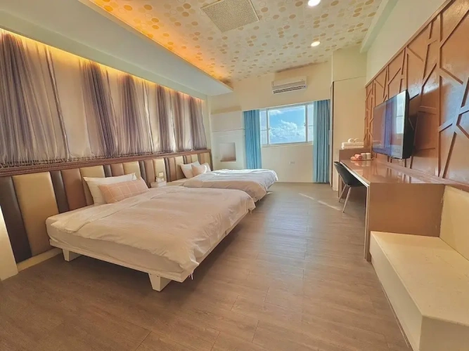 Superior Quadruple room