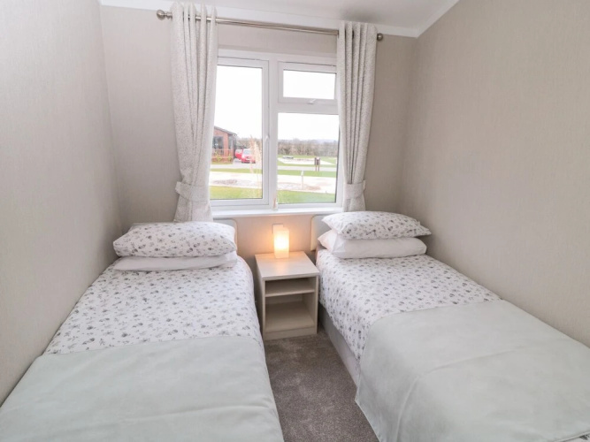 22 Meadow View Lodge