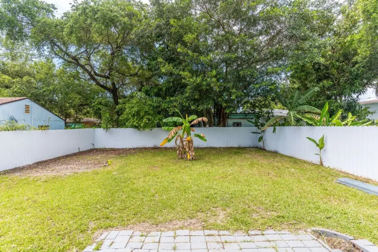 Upper Design District 3BD Home w/Jacuzzi and Backyard