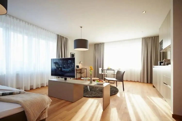 Superior Studio