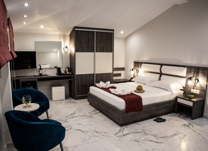 Quadruple Attic room