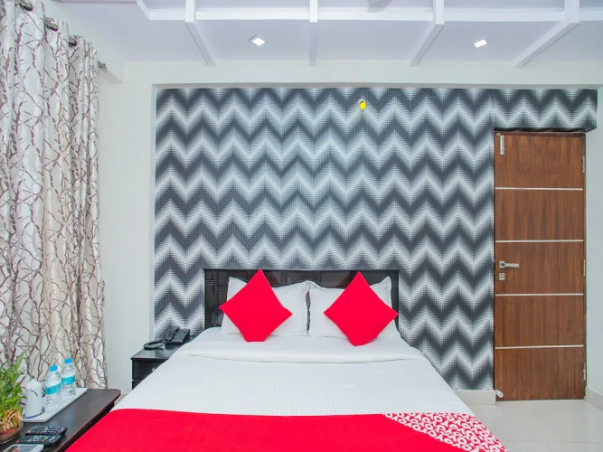 OYO 16455 Amazing  Inn