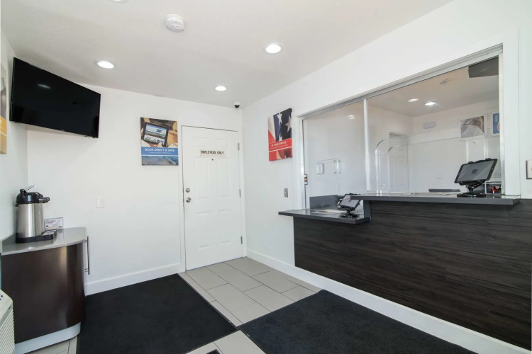 Motel 6 Moreno Valley - Riverside March Air Base